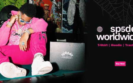 The Timeless Appeal of the Spider Hoodie