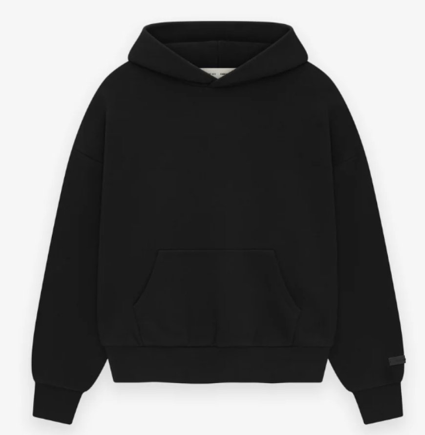 Urban Cool Redefined – Essentials Hoodie for Daily Wear