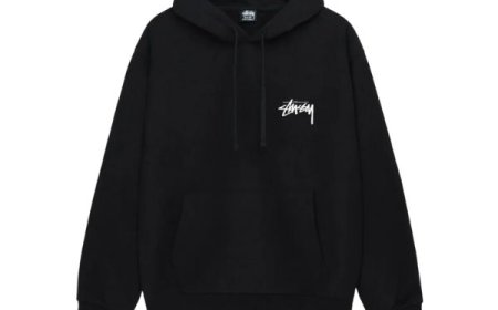Timeless Streetwear: The Stussy Hoodie