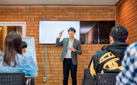 Leadership Speakers in the Philippines: Advocates for Literacy and Youth Empowerment