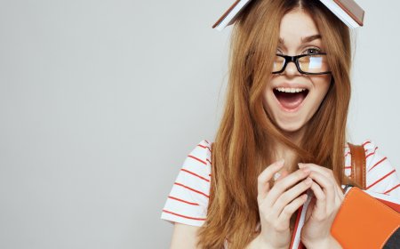 Convince, Challenge, Win: Your Guide to Powerful Argumentative Essays