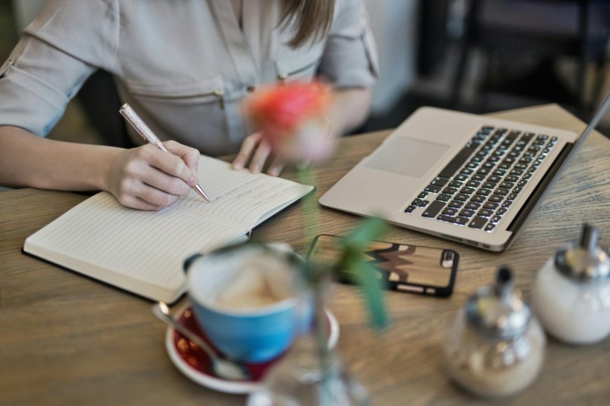 How Online Class Assignment Services Can Transform Nursing School from Surviving to Thriving