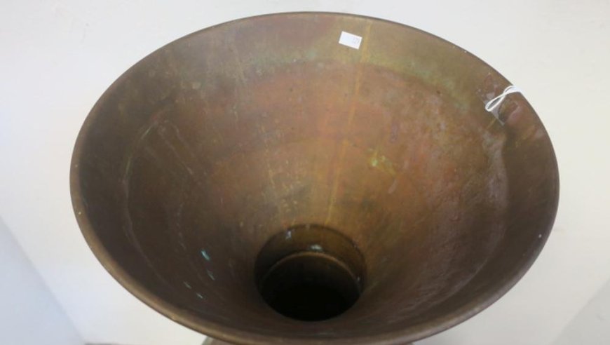 Spittoon: Essential Tool for Coffee Cupping