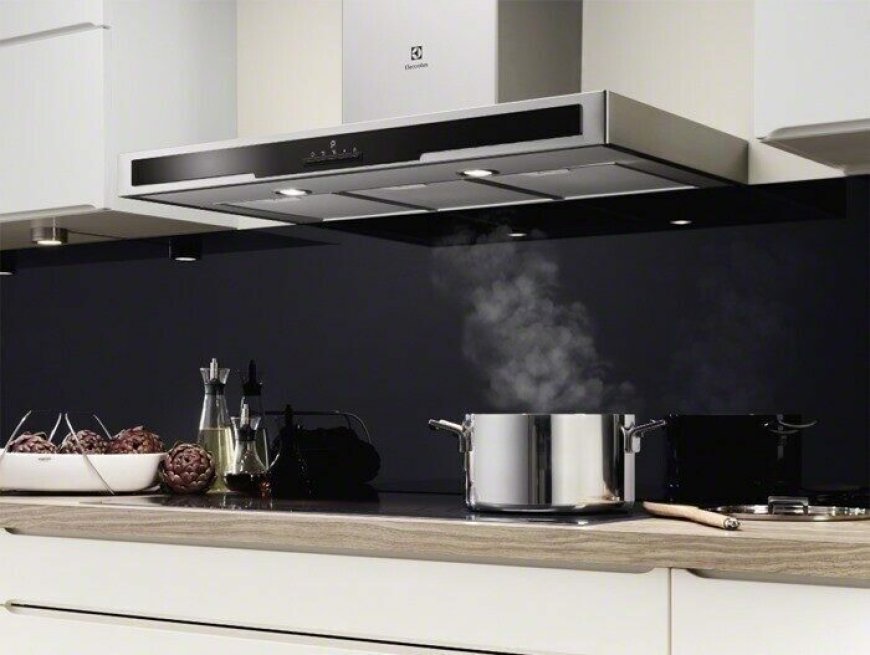 The Unsung Hero: Why Every Kitchen Needs a 90cm Cooker Hood